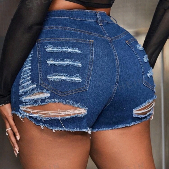 Shorts - Picture 1 of 5